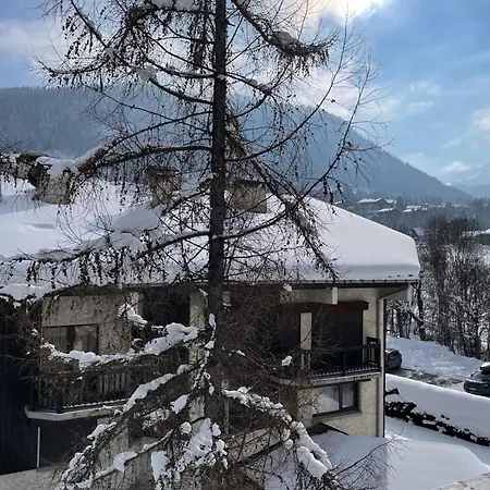 Nice With Balcony - - Welkeys *